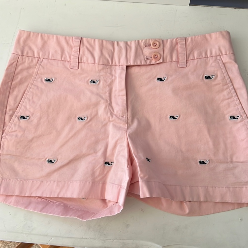 Vineyard Vines shorts